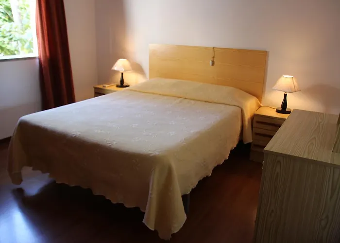 Residencial Martinho Hotel Lousa (Coimbra)